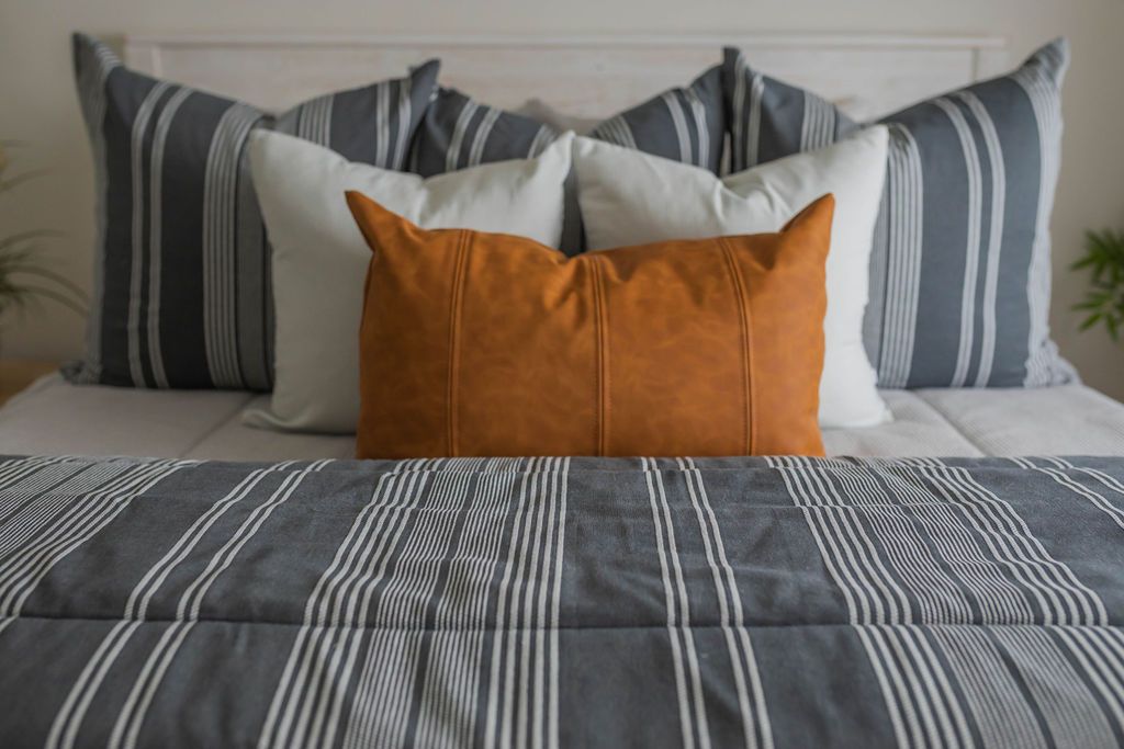 Beau Medium Pillow Cover - Image 2