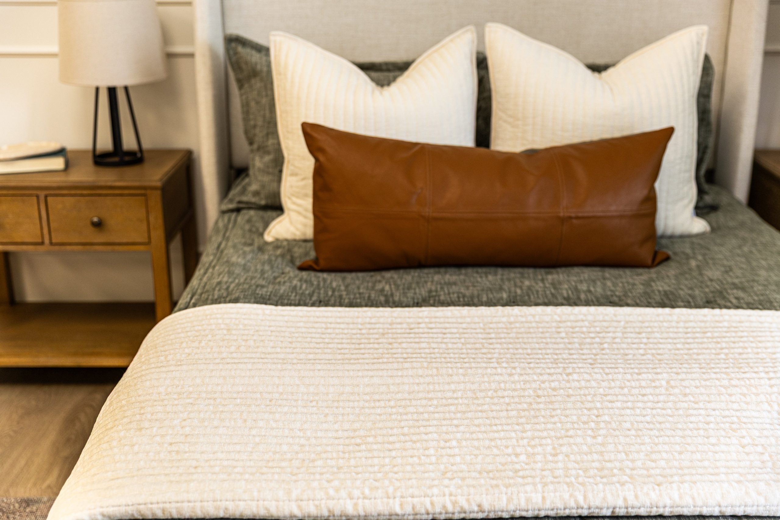 Charlie Luxe Blanket - Image 2