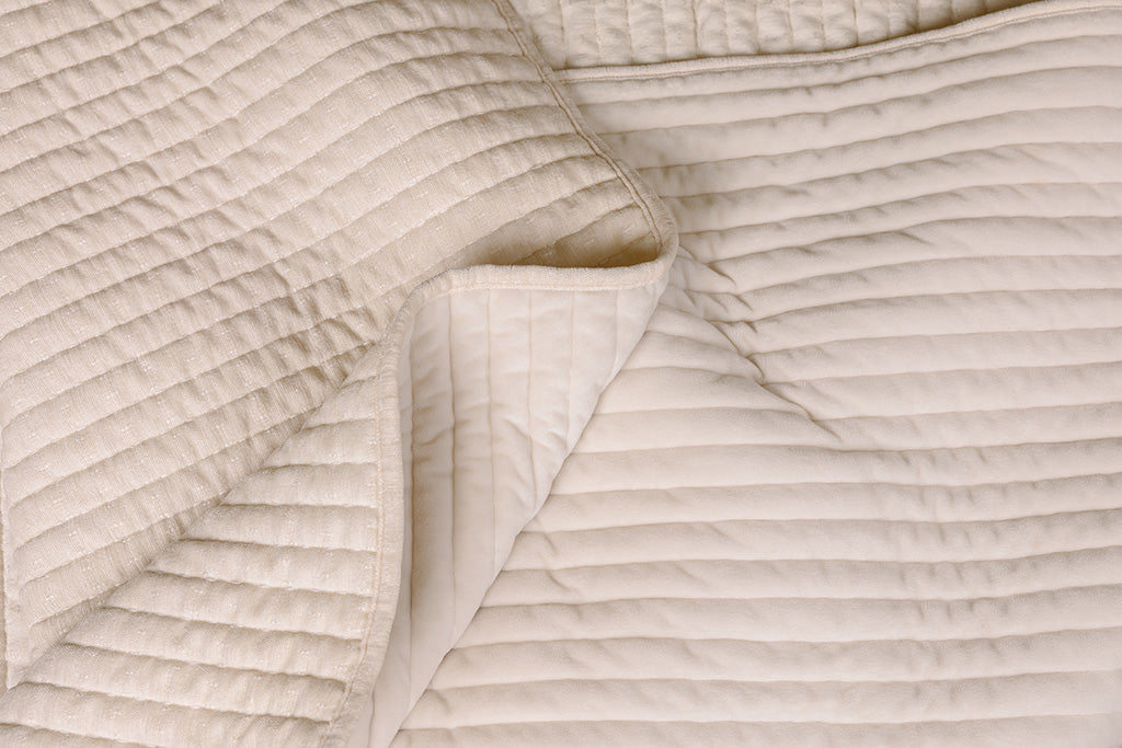 Charlie Luxe Blanket - Image 3