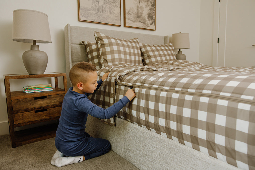 Checked In Zipper Bedding - Image 12