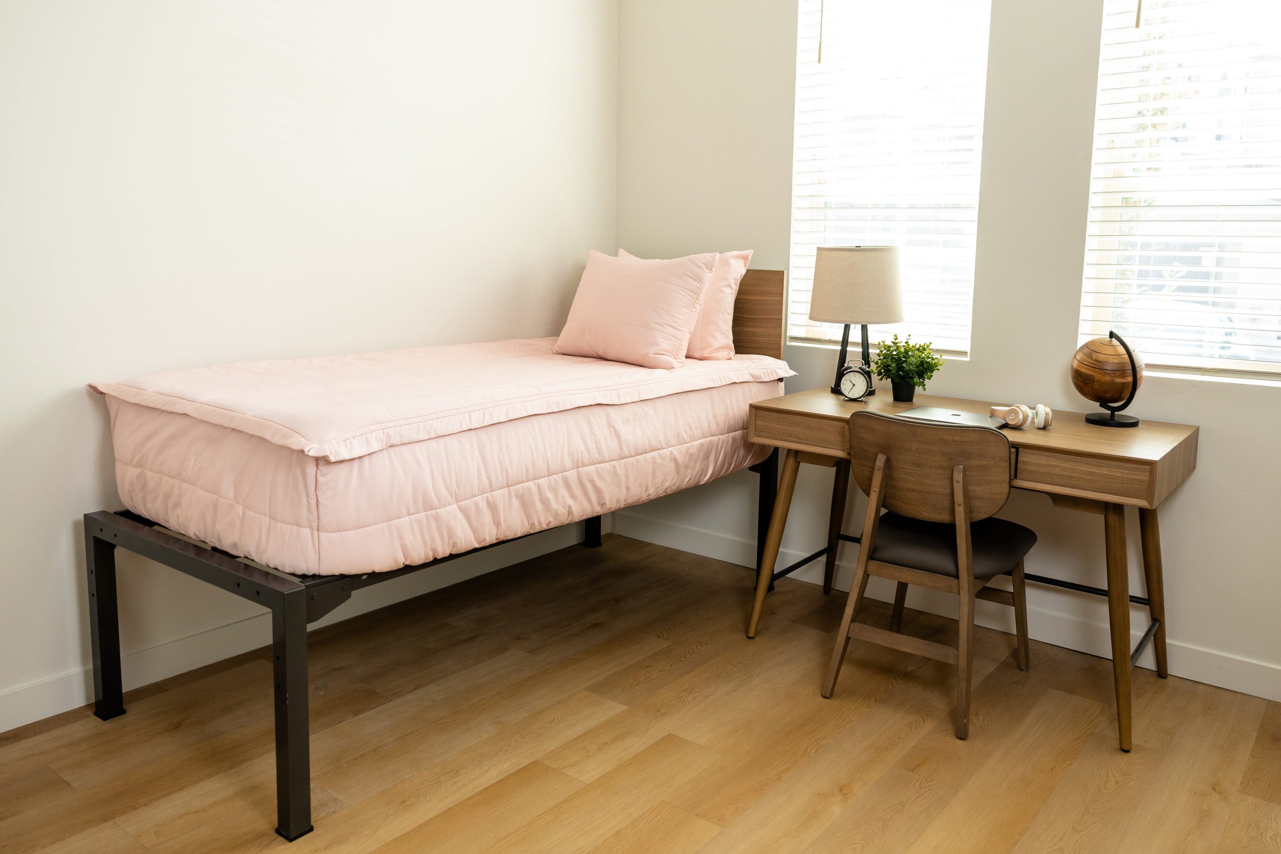 Ella Beddy's - Image 21