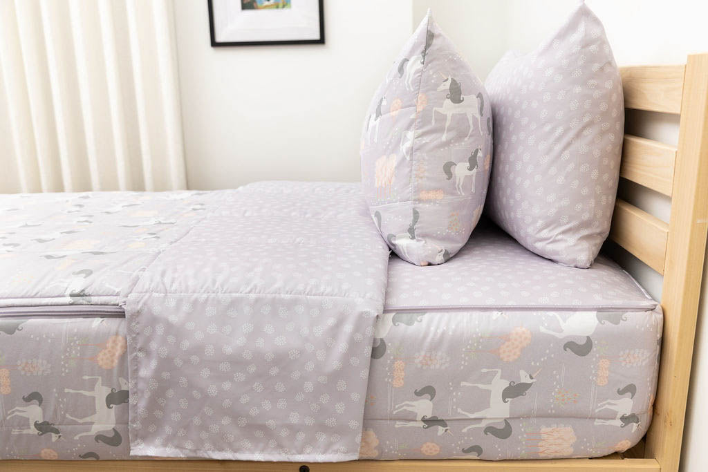 Fairytale Zipper Bedding - Image 7
