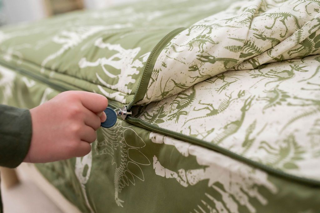 Fossils Zipper Bedding - Image 5