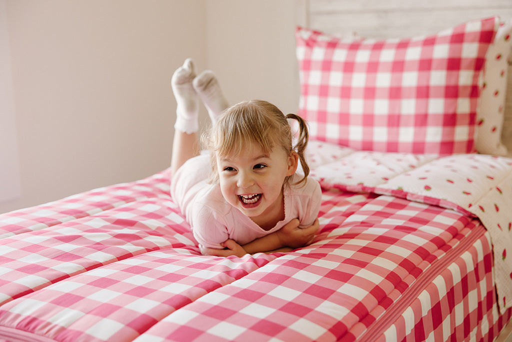 Strawberry Fields Zipper Bedding - Image 13