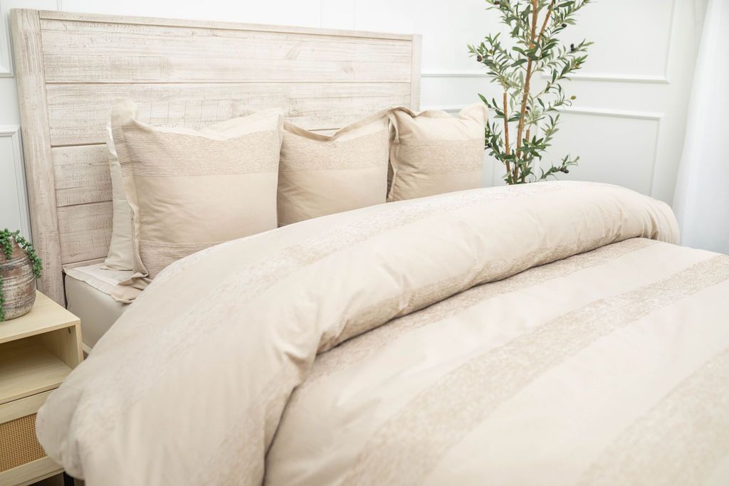 Halston Duvet Bundle - Image 5