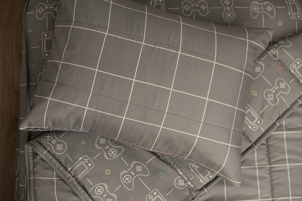 Level Up Zipper Bedding - Image 4