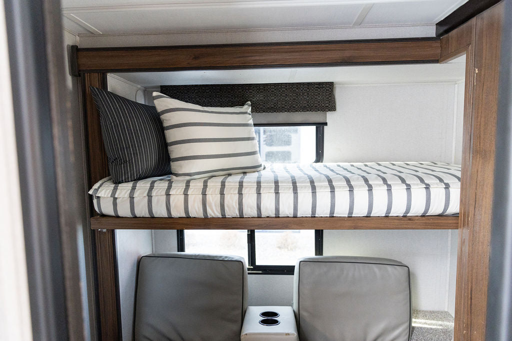 Chandler Beddy's - Image 18