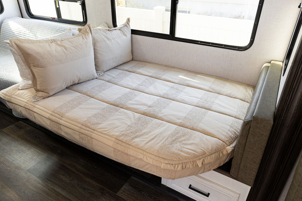 Halston Luxe Beddy's - Image 20