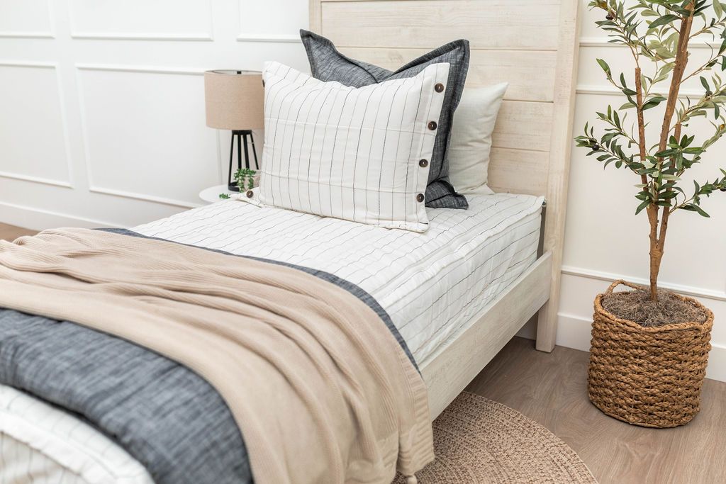 Taylor Luxe Blanket - Image 8